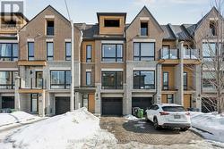 59 KENNETH WOOD CRESCENT  Toronto, ON M2N 0K3