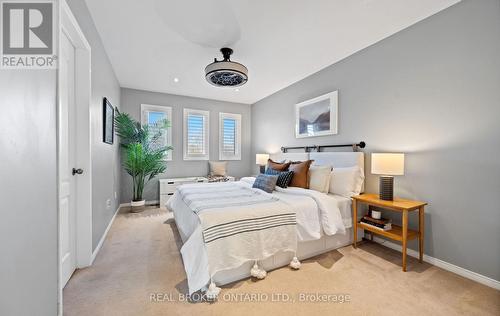 6060 Clover Ridge Crescent, Mississauga, ON - Indoor Photo Showing Bedroom
