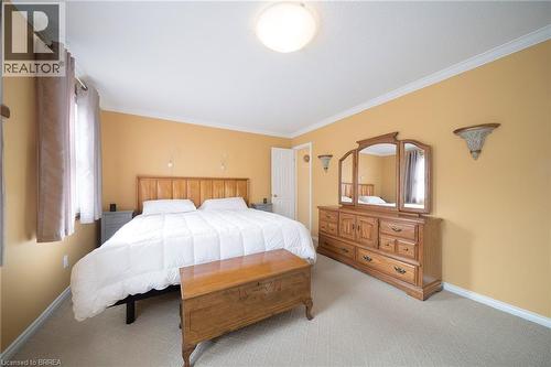 43 Flamingo Drive, Hamilton, ON - Indoor Photo Showing Bedroom