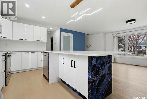 106 Coleman Crescent, Regina, SK - Indoor Photo Showing Kitchen