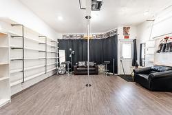 12742  FORT Road  Edmonton, AB T5A 1A6