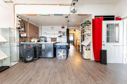 12742  Fort Road, Edmonton, AB 