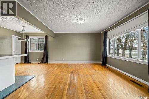 5306 5Th Avenue, Regina, SK - Indoor Photo Showing Other Room