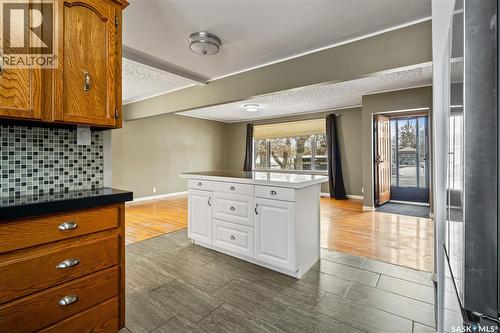 5306 5Th Avenue, Regina, SK - Indoor