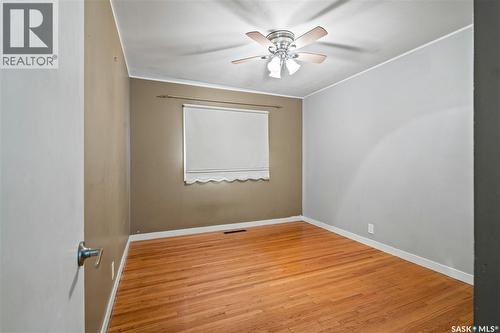5306 5Th Avenue, Regina, SK - Indoor Photo Showing Other Room
