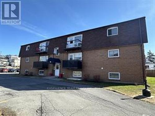 3 - 65 RACE STREET  Cornwall, ON K6H 1G7