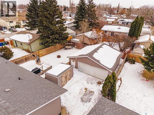 215 Needham Crescent, Saskatoon, SK - Outdoor