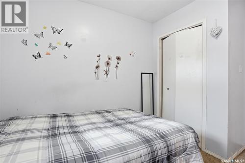 285 Carleton Drive, Saskatoon, SK - Indoor Photo Showing Bedroom