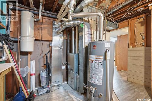 285 Carleton Drive, Saskatoon, SK - Indoor Photo Showing Basement