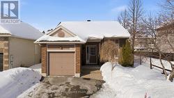 303 RUSTIC HILLS CRESCENT  Ottawa, ON K4A 5A5