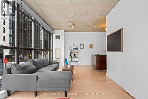 303 - 179 George Street, Ottawa, ON - Indoor