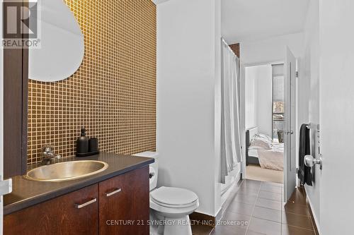 303 - 179 George Street, Ottawa, ON - Indoor Photo Showing Bathroom