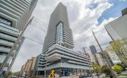 208-161 Roehampton Avenue  Toronto, ON M4P 1P9