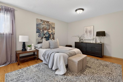 624 Seventh Avenue, Hamilton, ON - Indoor Photo Showing Bedroom