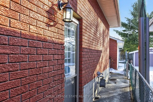 624 Seventh Avenue, Hamilton, ON -  With Exterior