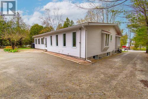 2554 Champlain Road, Tiny, ON - Outdoor