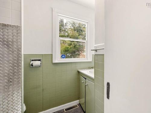 49 Primrose Street, Dartmouth, NS 