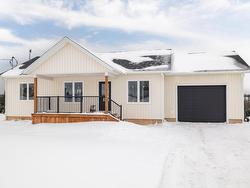 66 Kingsway Drive  New Perth, PE C0A 1G0