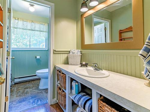 1353 Pinecrest Drive, Coldbrook, NS 