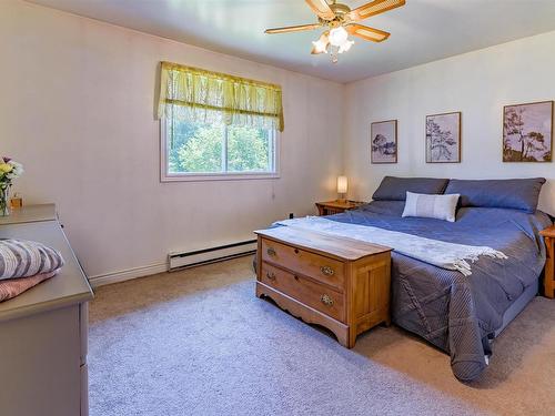 1353 Pinecrest Drive, Coldbrook, NS 