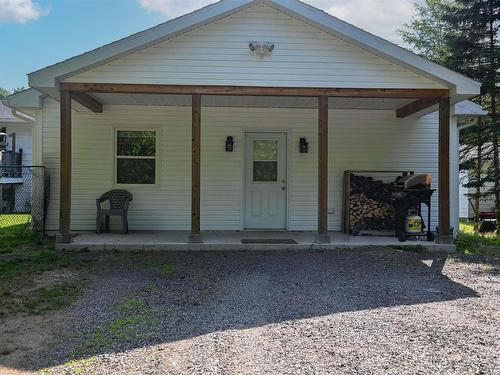 1353 Pinecrest Drive, Coldbrook, NS 