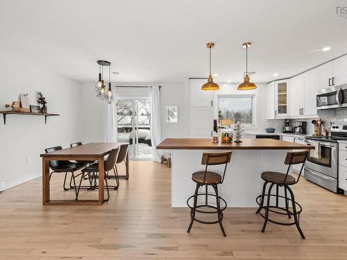 679 Basinview Drive, Bedford, NS 
