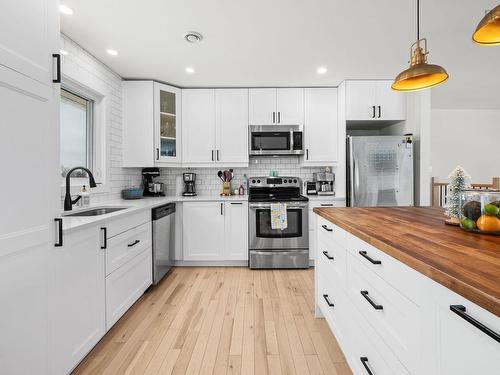 679 Basinview Drive, Bedford, NS 