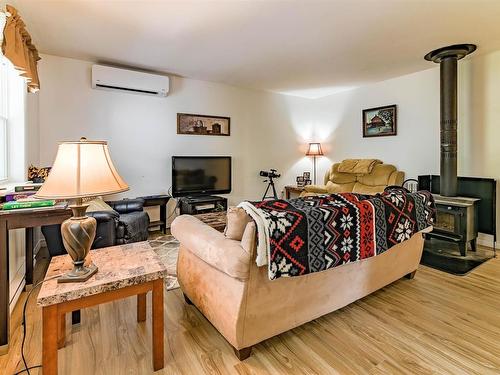 1353 Pinecrest Drive, Coldbrook, NS 