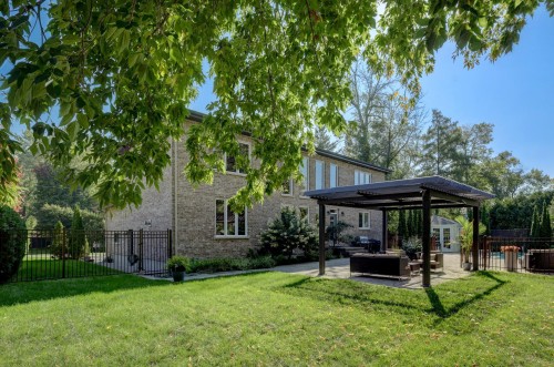 Cour - 6 Av. St-Louis, Beaconsfield, QC - Outdoor