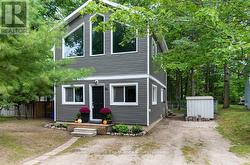 85 MELROSE AVENUE  Wasaga Beach, ON L9Z 2S8