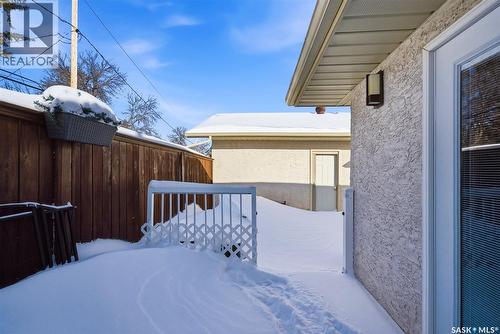 52 Kensington Crescent, Regina, SK - Outdoor With Exterior