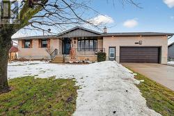22270 ADELAIDE ROAD  Strathroy-Caradoc (Mount Brydges), ON N0L 1W0