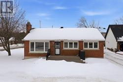 26 FLORETTE STREET  Ottawa, ON K1J 7L4