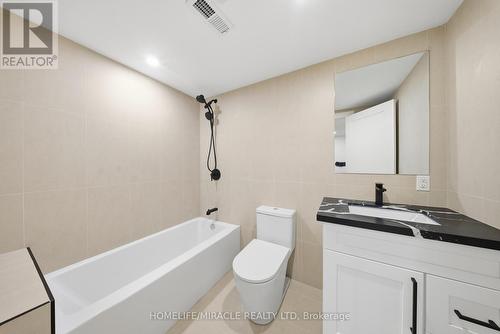 1653 Glenburnie Road, Mississauga, ON - Indoor Photo Showing Bathroom