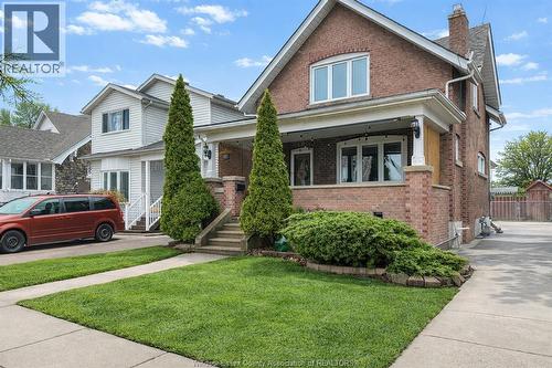 961 LAWRENCE  Windsor, ON N8Y 3Z9