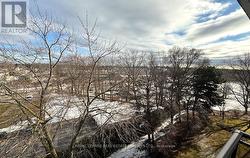 601 - 212 KERR STREET  Oakville, ON L6K 3B1