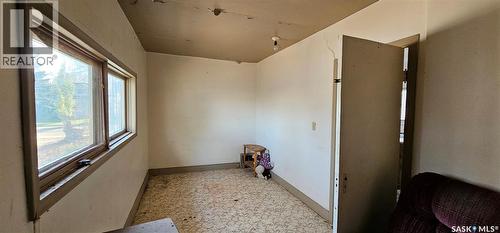 102 3Rd Avenue E, Kelvington, SK - Indoor Photo Showing Other Room