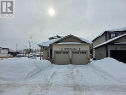 180 WILD ROSE DRIVE  Gravenhurst, ON P1P 0B4