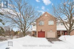 37 RIVERBANK COURT  Ottawa, ON K2S 1V7