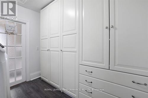 12 Adelaide Street, Ottawa, ON - Indoor Photo Showing Other Room