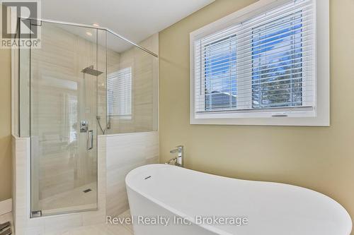 15 Stoney Road, Tiny, ON - Indoor Photo Showing Bathroom