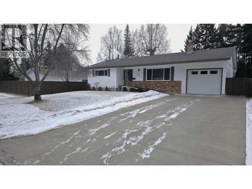 2813 MCGILL CRESCENT  Prince George, BC V2N 2M7