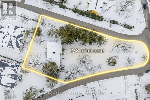 100 WESTWOOD LANE  Richmond Hill, ON L4C 6Y3