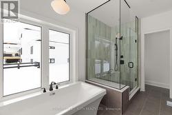 Primary Ensuite 5pc - 