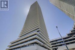 3005 - 20 SHORE BREEZE DRIVE  Toronto, ON M8V 0C7