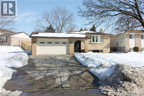 582 SKYLARK Road  Waterloo, ON N2V 1B9
