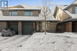 54 STANHOPE COURT  Ottawa, ON K2J 6S2