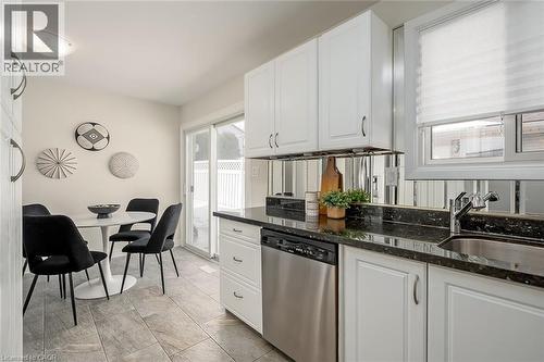 33 Gemini Drive, Hamilton, ON - Indoor Photo Showing Other Room