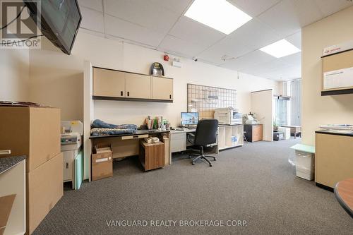 13, 15, L19 - 280 West Beaver Creek Road, Richmond Hill, ON 