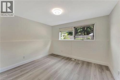 6 Ruskview Road Unit# 2, Kitchener, ON - Indoor Photo Showing Other Room